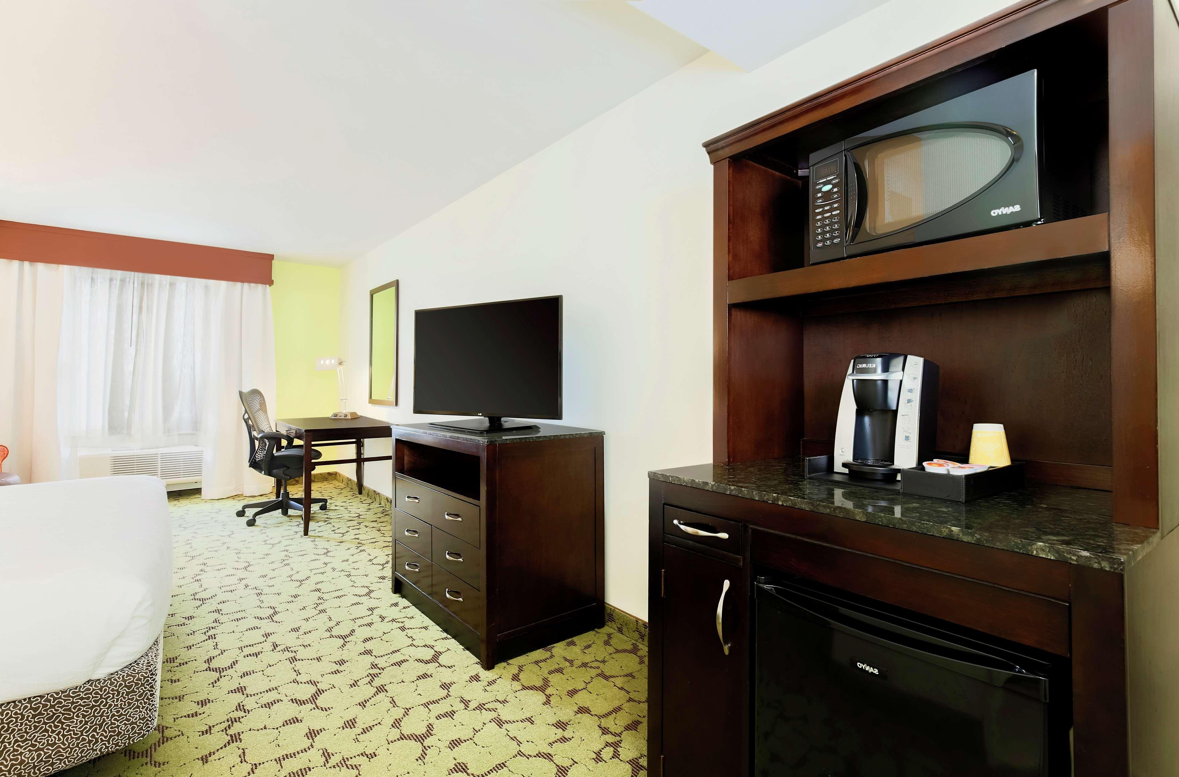 Hilton Garden Inn Dallas Lewisville Buitenkant foto