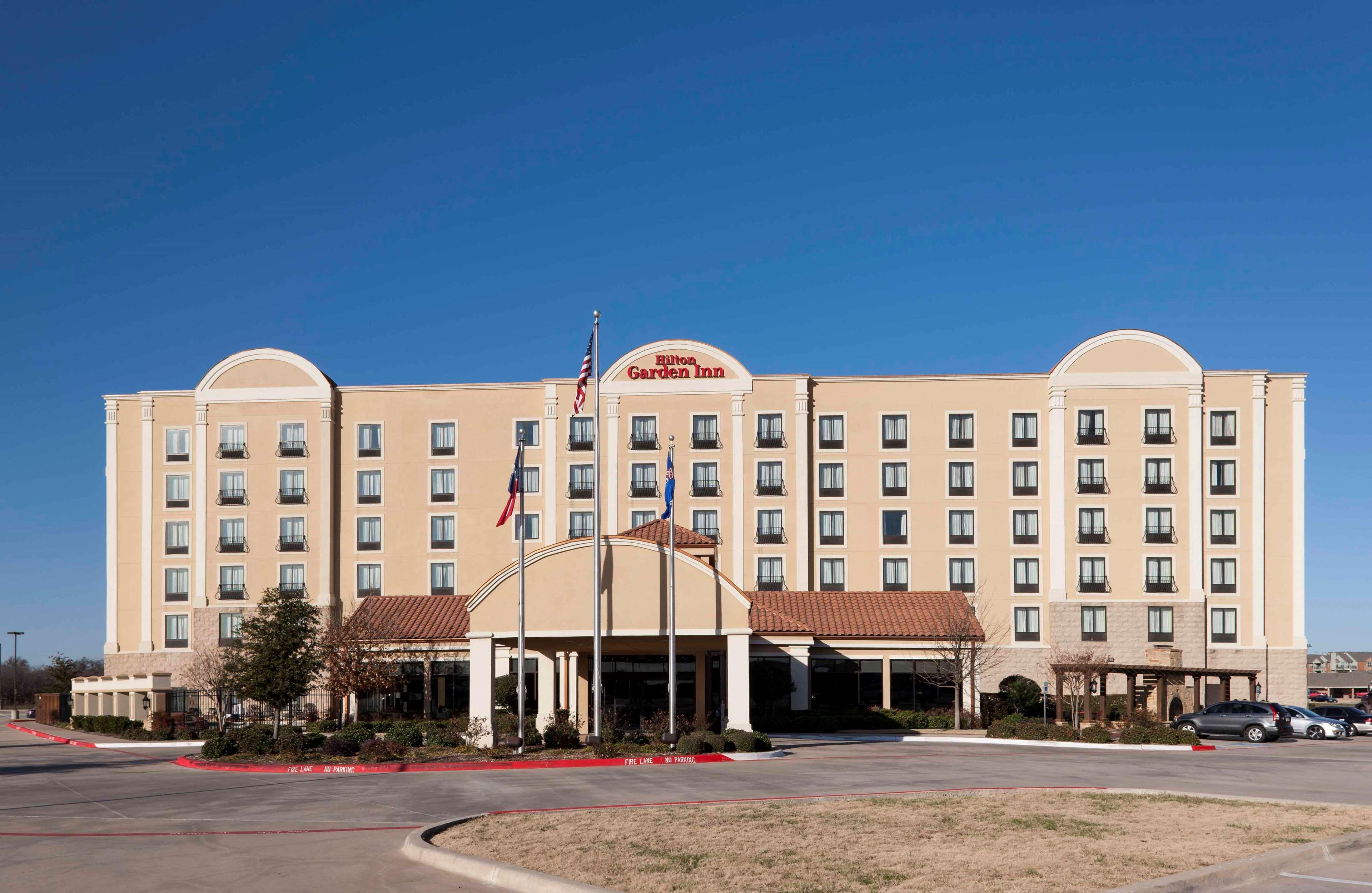 Hilton Garden Inn Dallas Lewisville Buitenkant foto