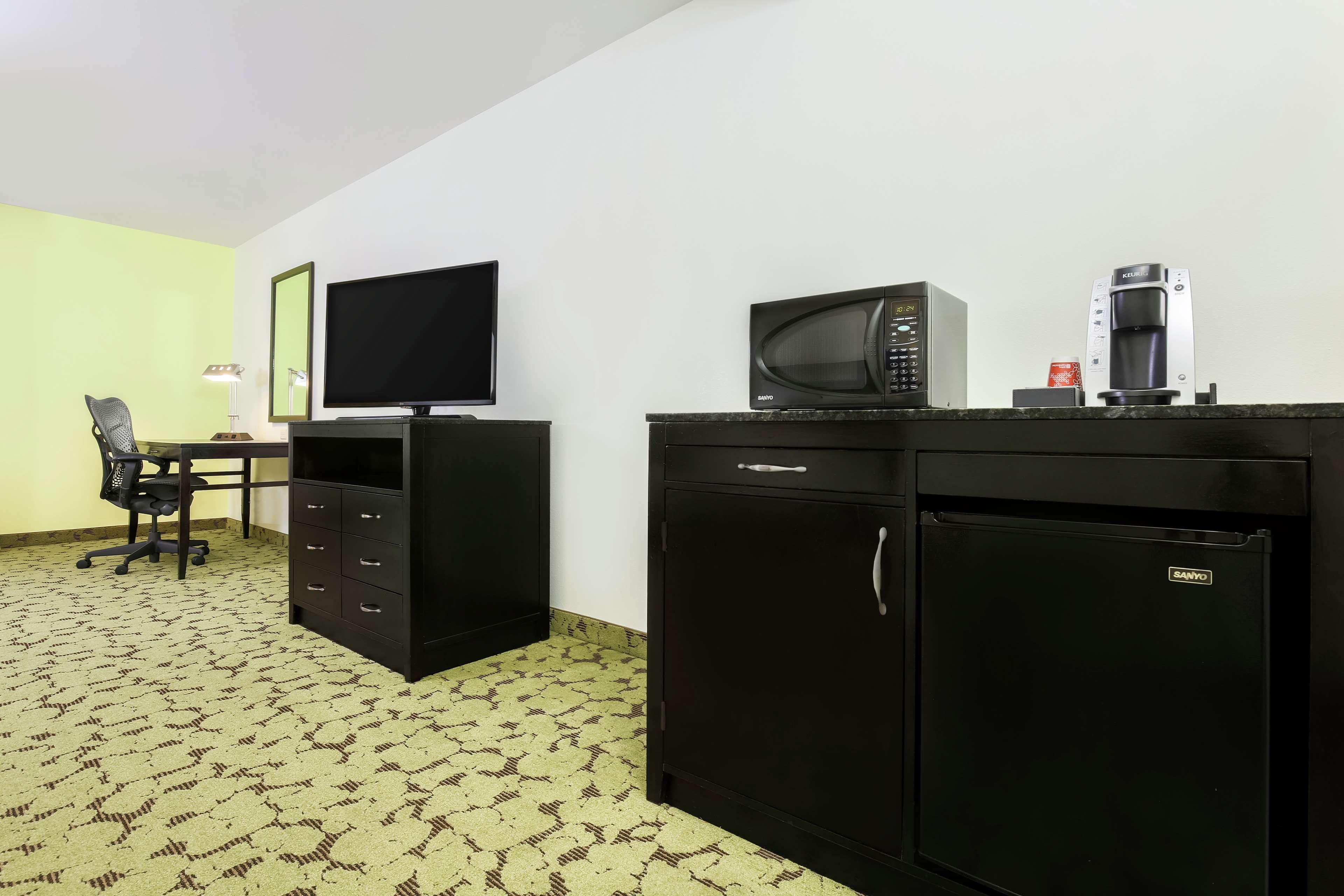 Hilton Garden Inn Dallas Lewisville Buitenkant foto