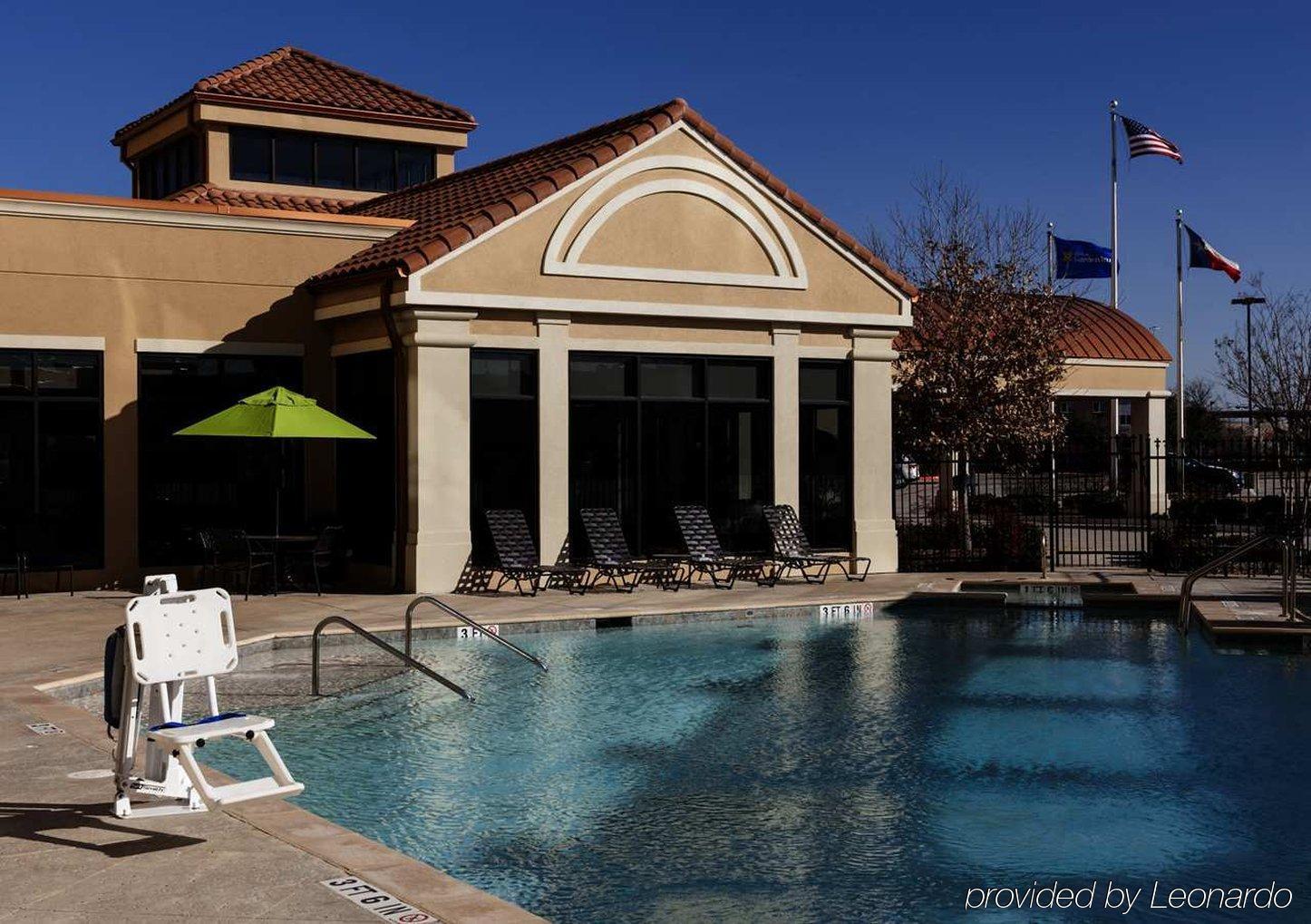 Hilton Garden Inn Dallas Lewisville Buitenkant foto
